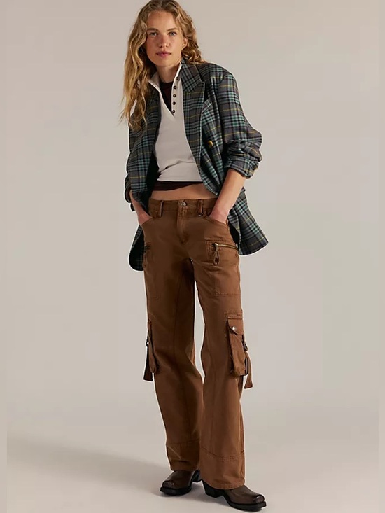 We The Free Pants - We The Free Low Rise Sedona Cargo Pant Toffee Color Size 6 Straight Leg NWT
